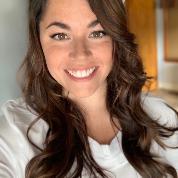 Meet your Posher, Gabrielle - Picture 4 of 6